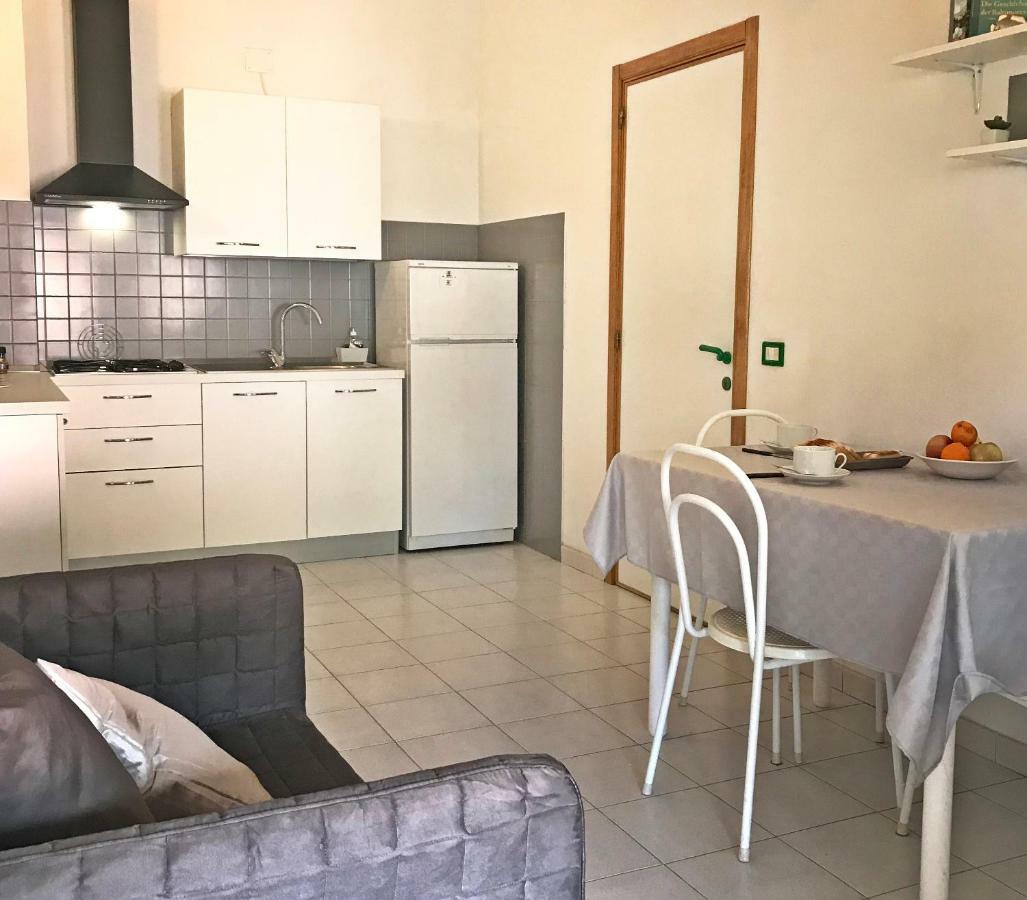 Appartamenti Le Mimose Santa Maria Navarrese Exterior foto
