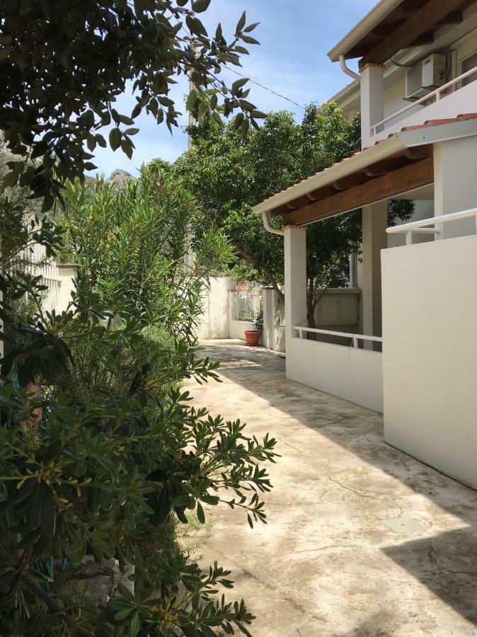 Appartamenti Le Mimose Santa Maria Navarrese Exterior foto