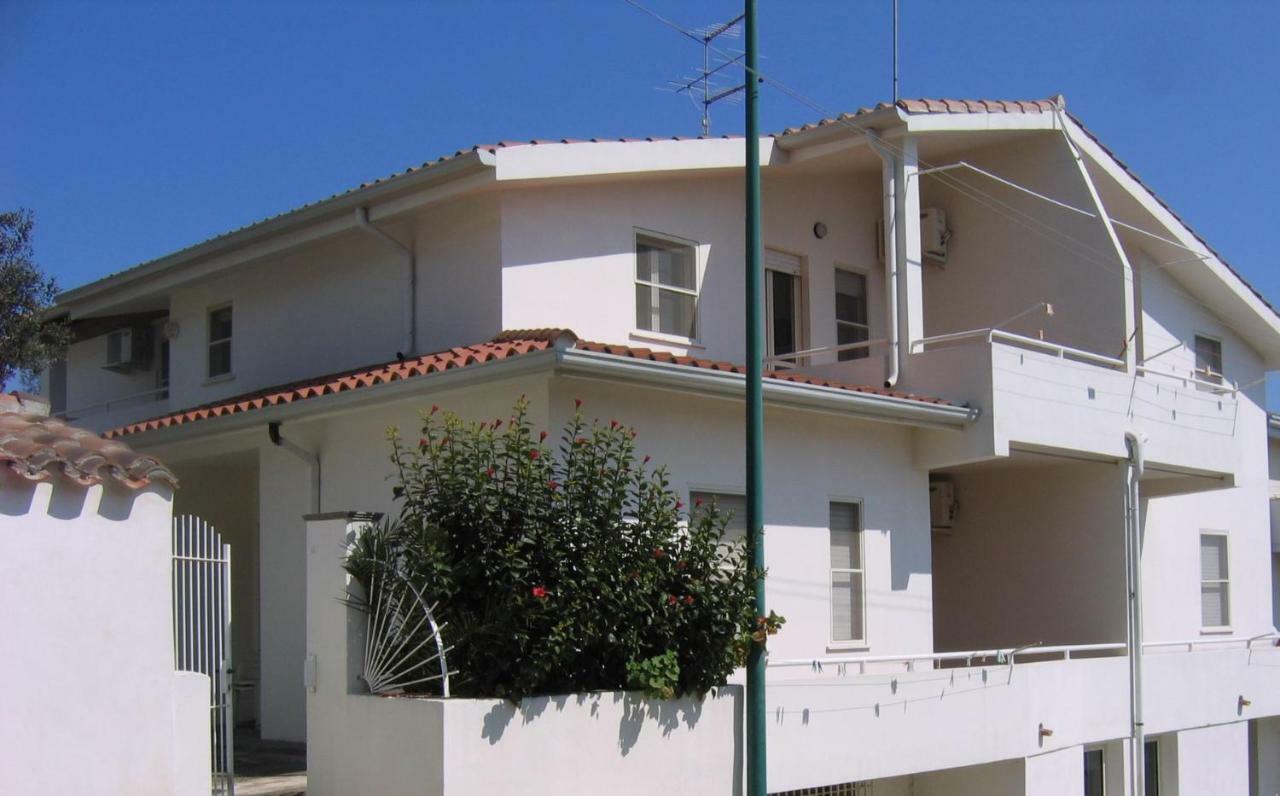 Appartamenti Le Mimose Santa Maria Navarrese Exterior foto